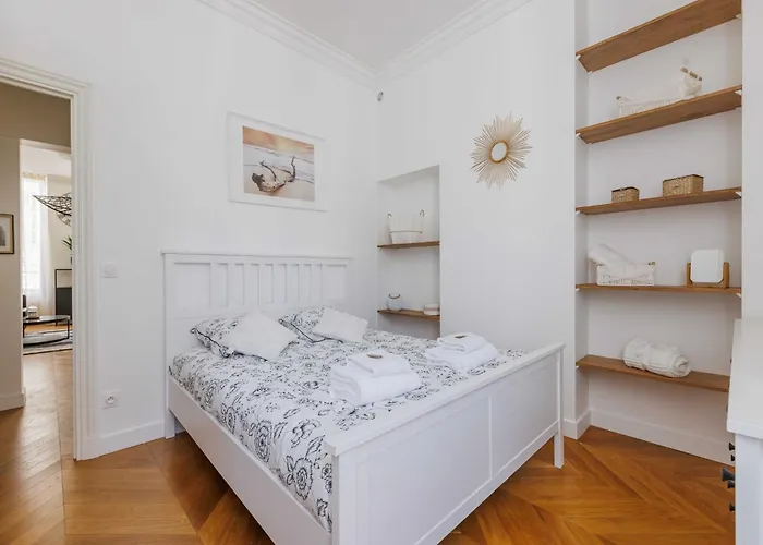 Charming 2 Bdr 4p - Marais Lägenhet