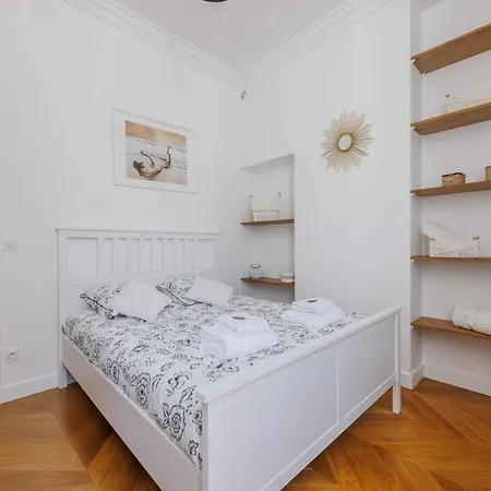 Charming 2 Bdr 4p - Marais Apartment